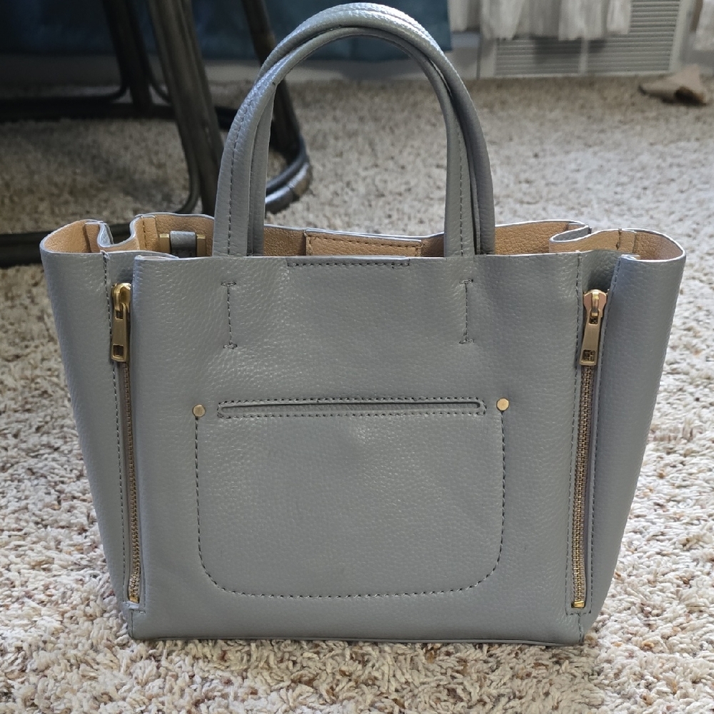 Ann Taylor Small Pebbled Zipper Tote – Gray